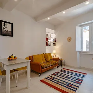 https://baccina69-elegant-studio-next-to-the-forum.it-romehotels.com